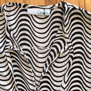 14th & Union Tops - 14th & London Black & White Sleeveless Blouse 14th & Union Tops - 14th & London Black & White Sleeveless Blouse